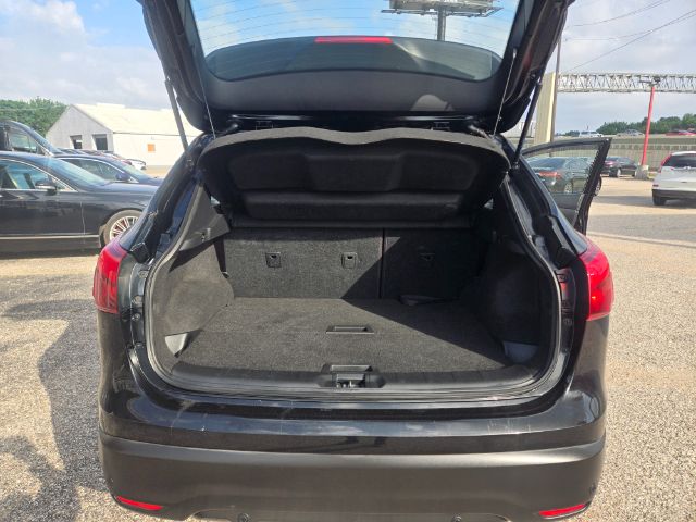 Photo 19 of 2019 Nissan Rogue Sport for sale in Houston, TX