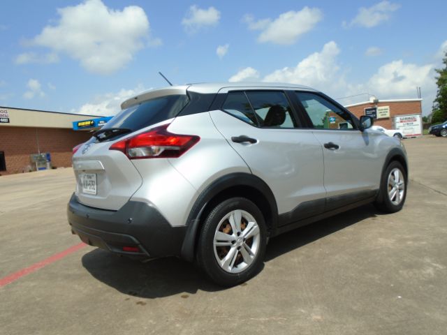 Photo 5 of 2020 Nissan Kicks for sale in Houston, TX