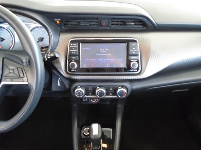 Photo 14 of 2020 Nissan Kicks for sale in Houston, TX
