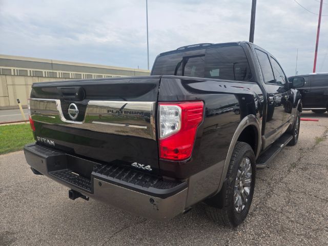 Photo 19 of 2019 Nissan Titan for sale in Houston, TX