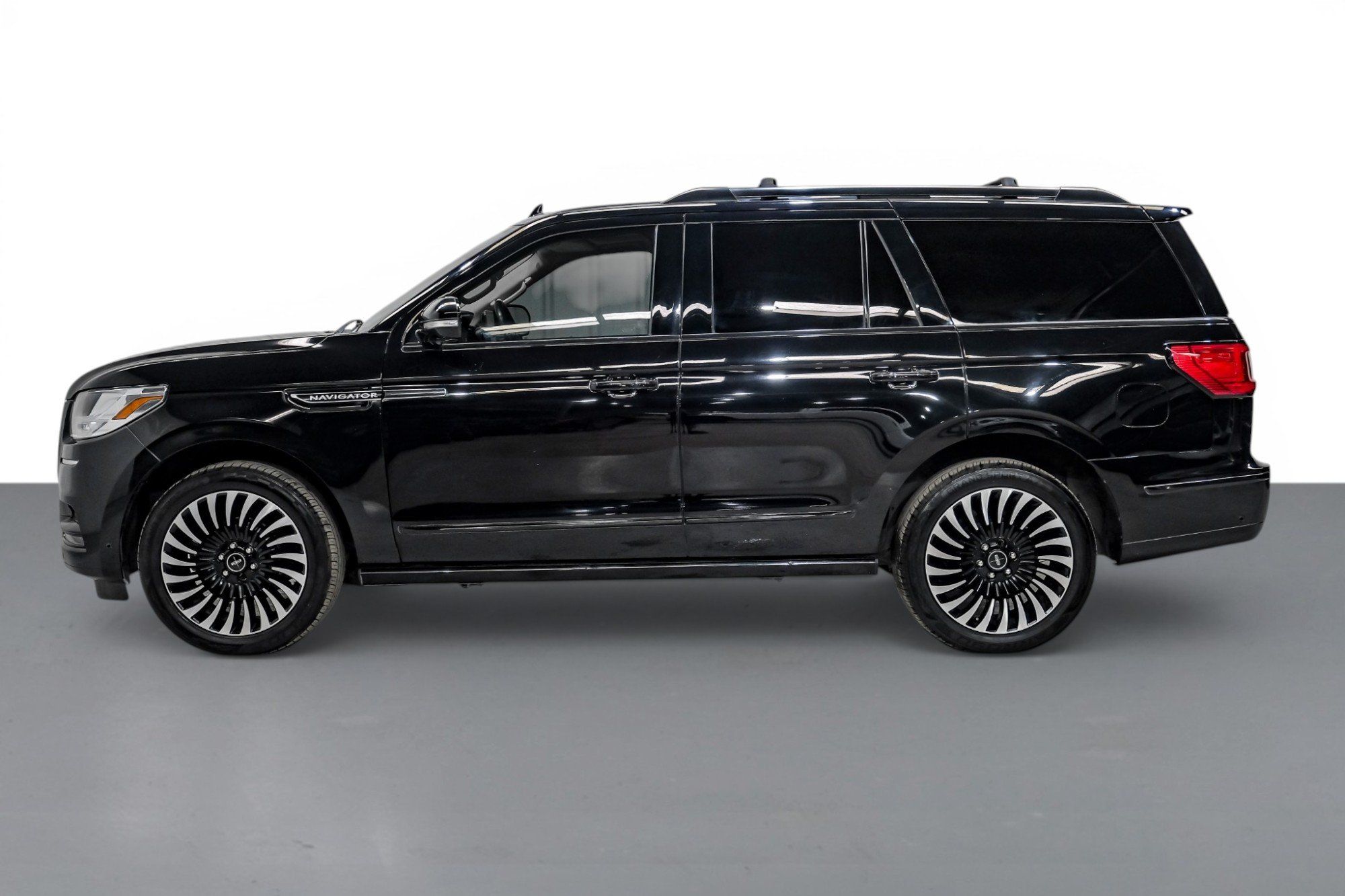 Photo 17 of 2020 Lincoln Navigator Bl for sale in Katy, TX