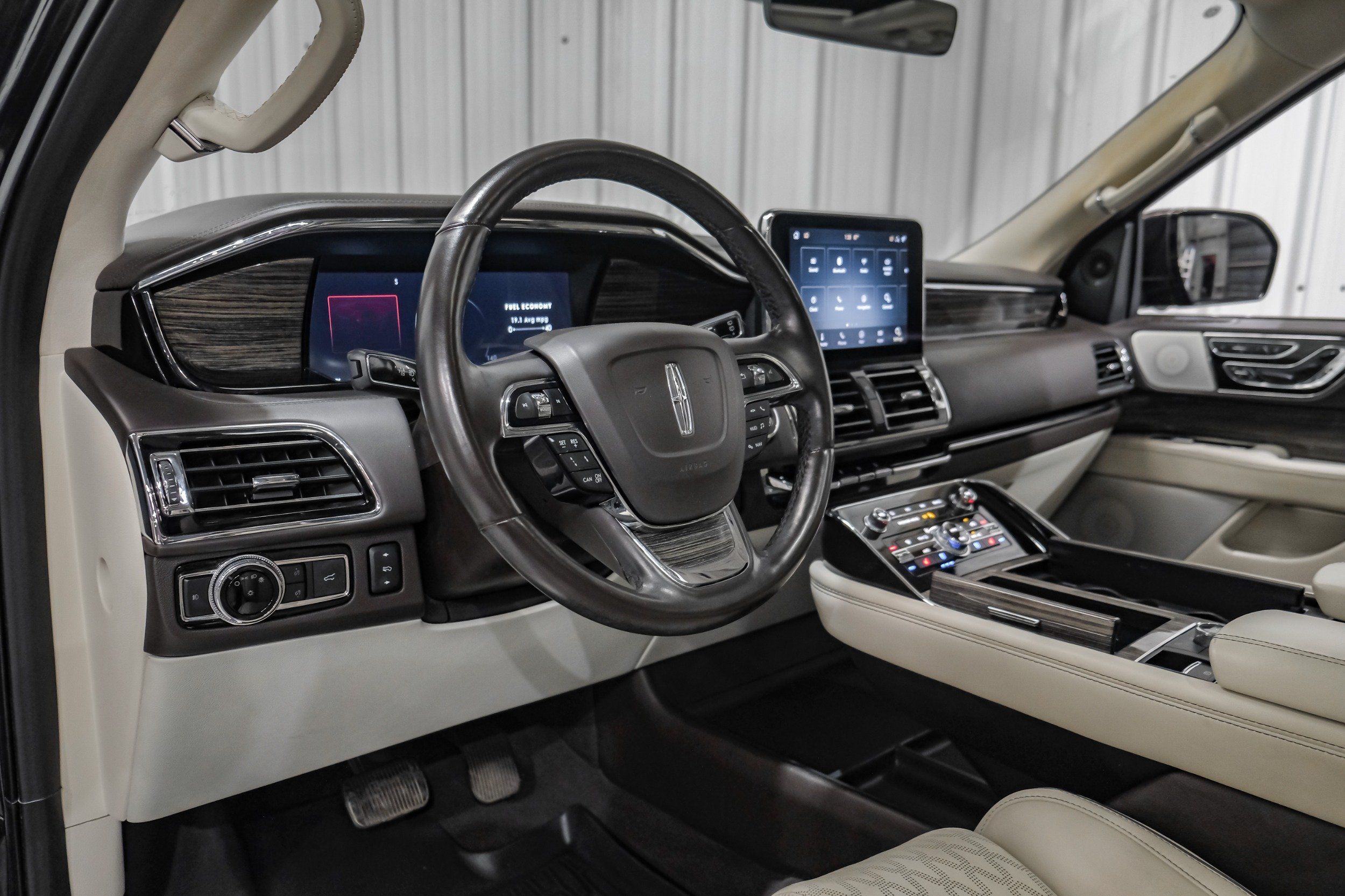 Photo 27 of 2020 Lincoln Navigator Bl for sale in Katy, TX