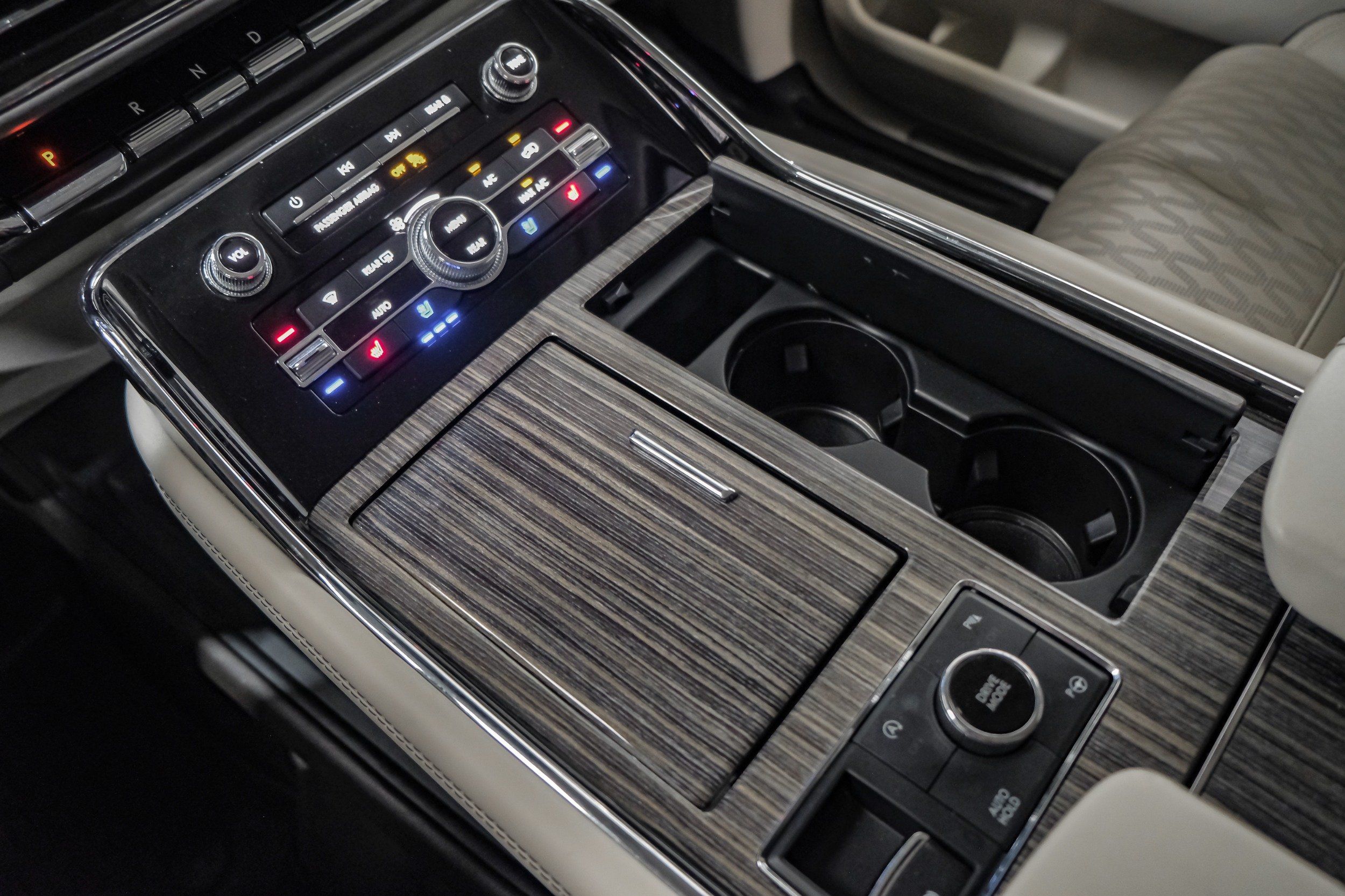 Photo 49 of 2020 Lincoln Navigator Bl for sale in Katy, TX