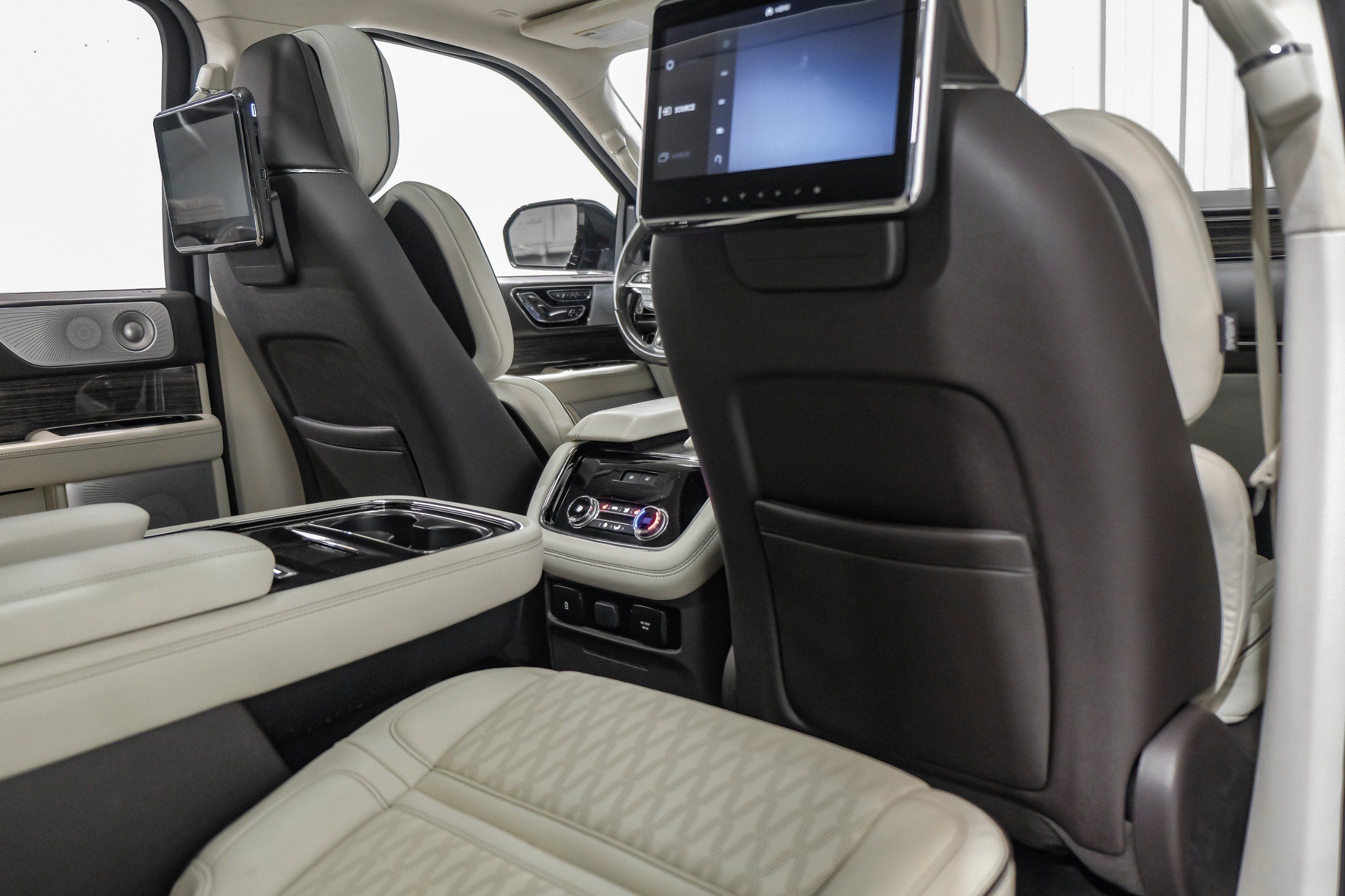 Photo 69 of 2020 Lincoln Navigator Bl for sale in Katy, TX