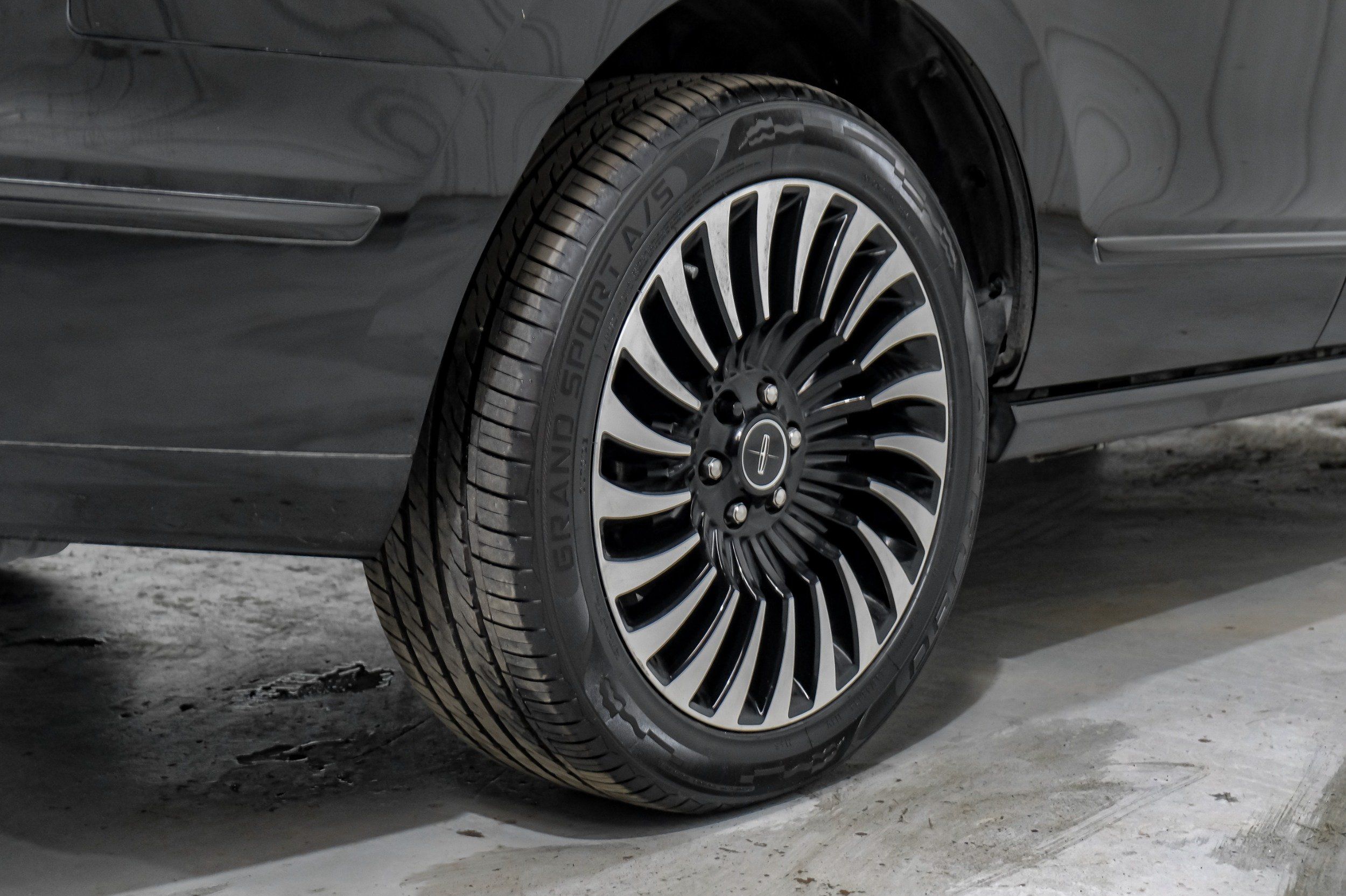 Photo 131 of 2020 Lincoln Navigator Bl for sale in Katy, TX