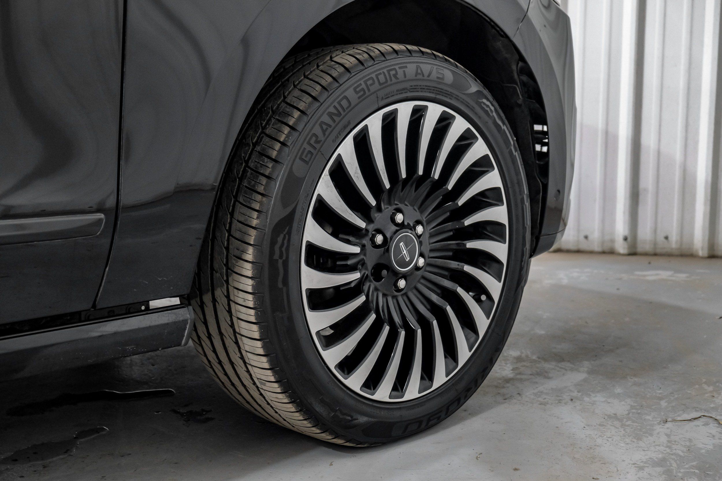 Photo 133 of 2020 Lincoln Navigator Bl for sale in Katy, TX