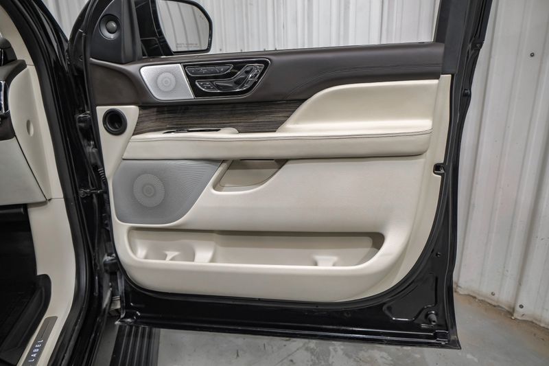 Photo 98 of 2020 Lincoln Navigator Bl for sale in Katy, TX