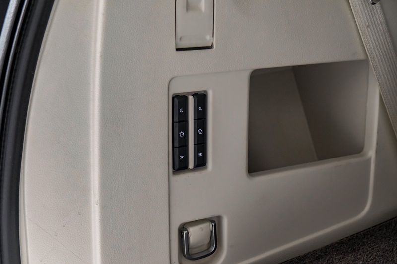 Photo 130 of 2020 Lincoln Navigator Bl for sale in Katy, TX