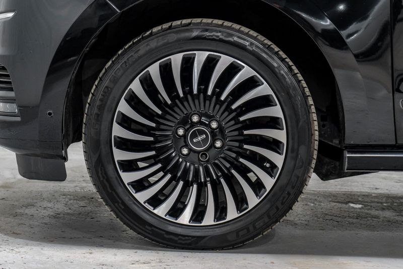 Photo 136 of 2020 Lincoln Navigator Bl for sale in Katy, TX