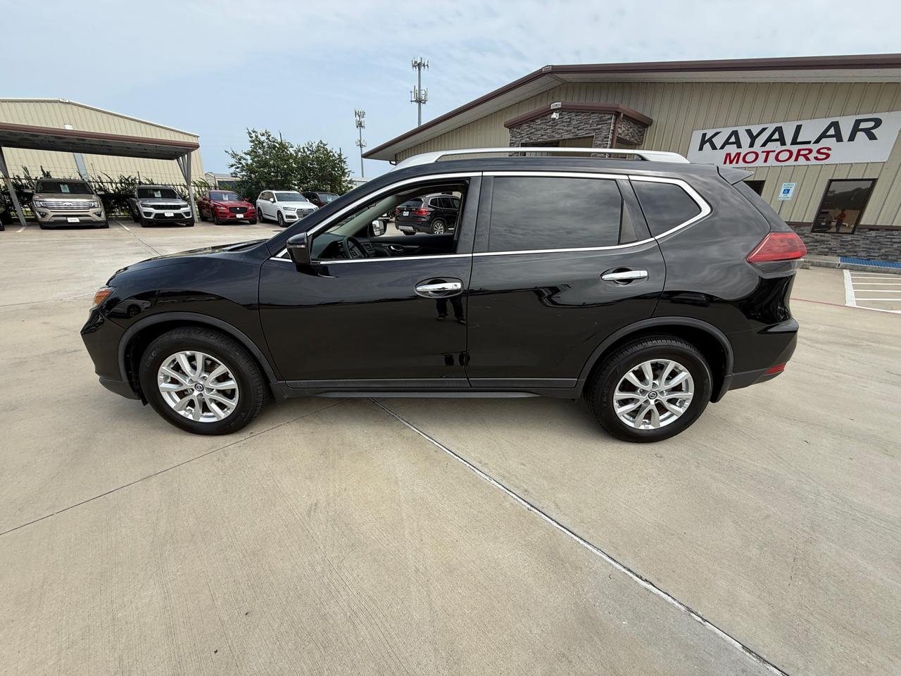 Photo 5 of 2019 Nissan Rogue Wagon for sale in Houston, TX