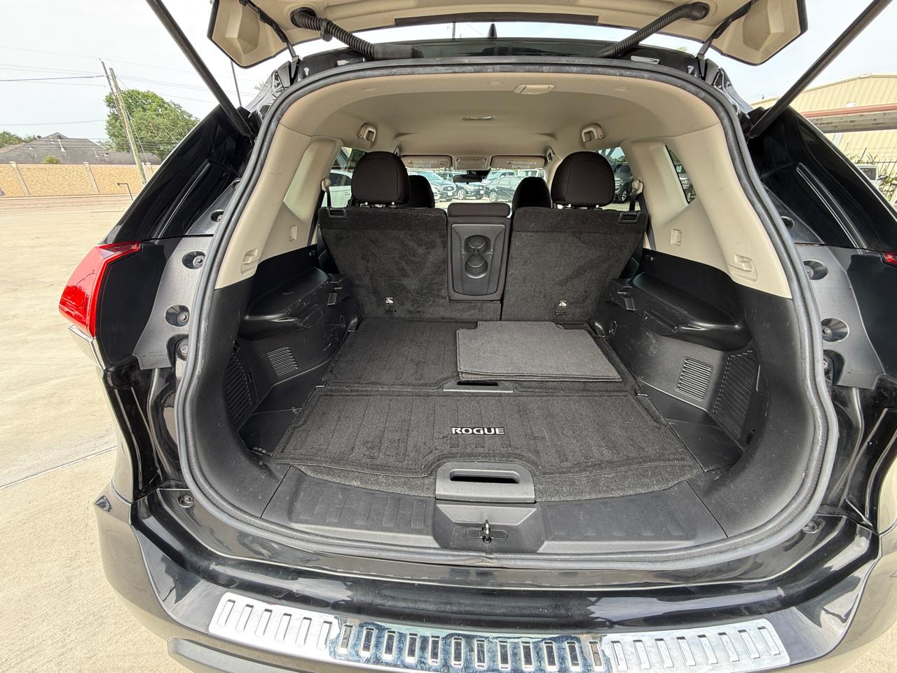 Photo 38 of 2019 Nissan Rogue Wagon for sale in Houston, TX