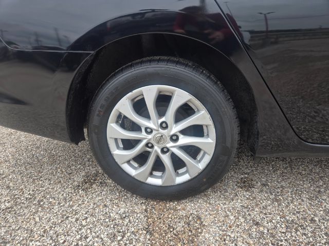 Photo 16 of 2019 Nissan Sentra for sale in Houston, TX