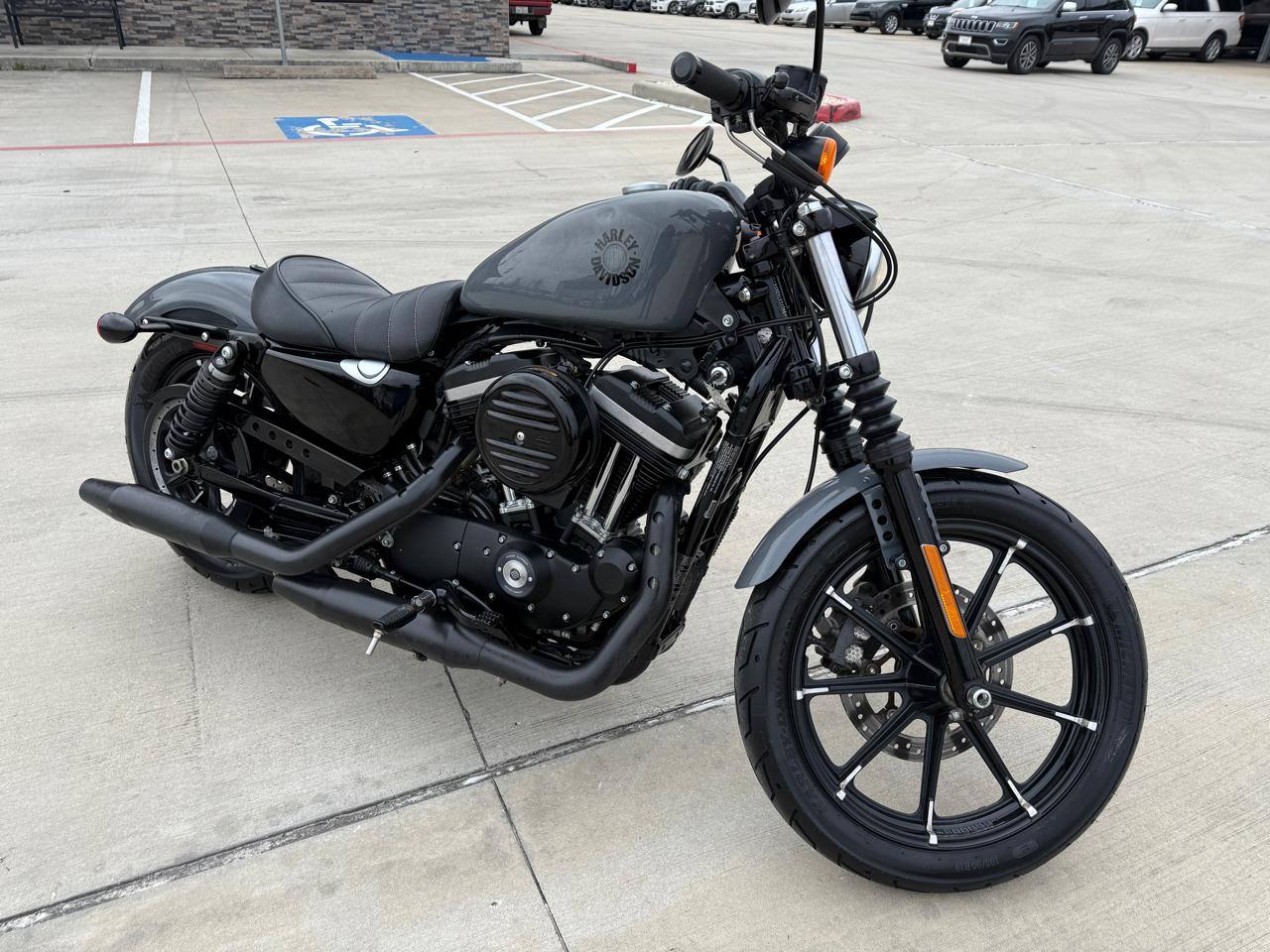 Photo 2 of 2022 Harley-Davidson Iron 883 for sale in Houston, TX
