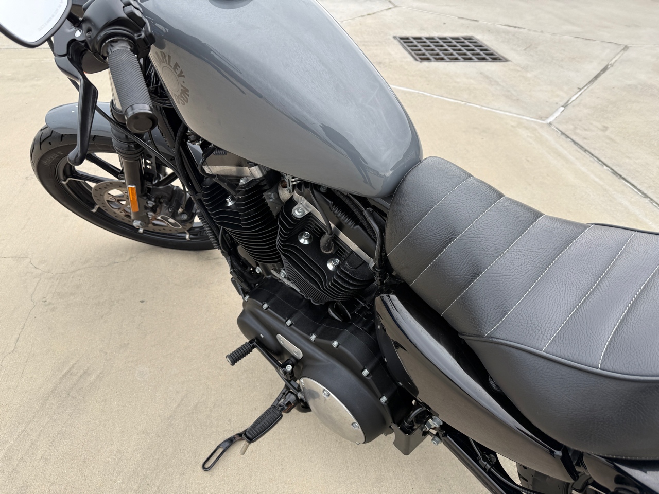 Photo 11 of 2022 Harley-Davidson Iron 883 for sale in Houston, TX