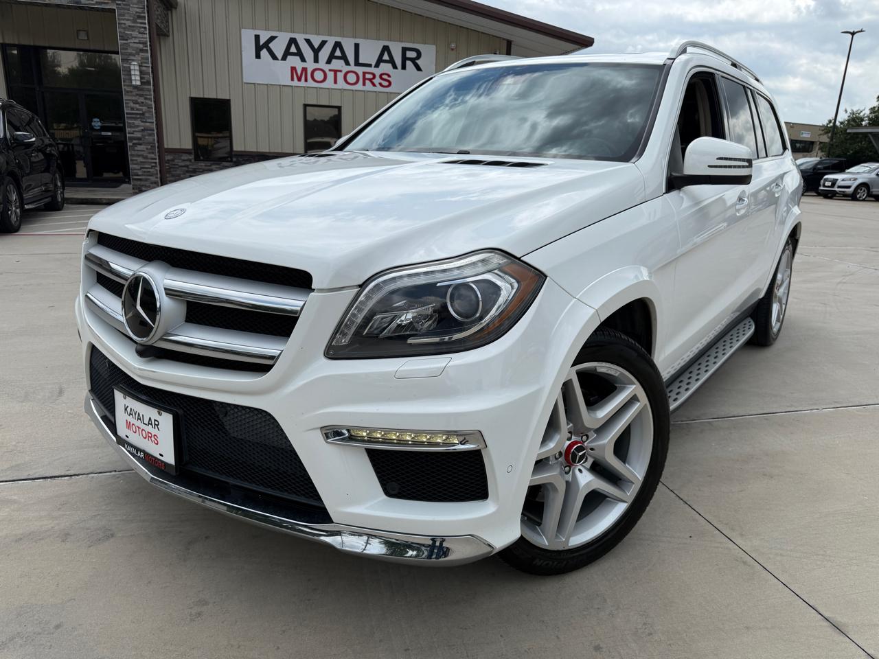 Photo 2 of 2016 Mercedes-Benz Gl-Class Gl550 4MATIC for sale in Houston, TX