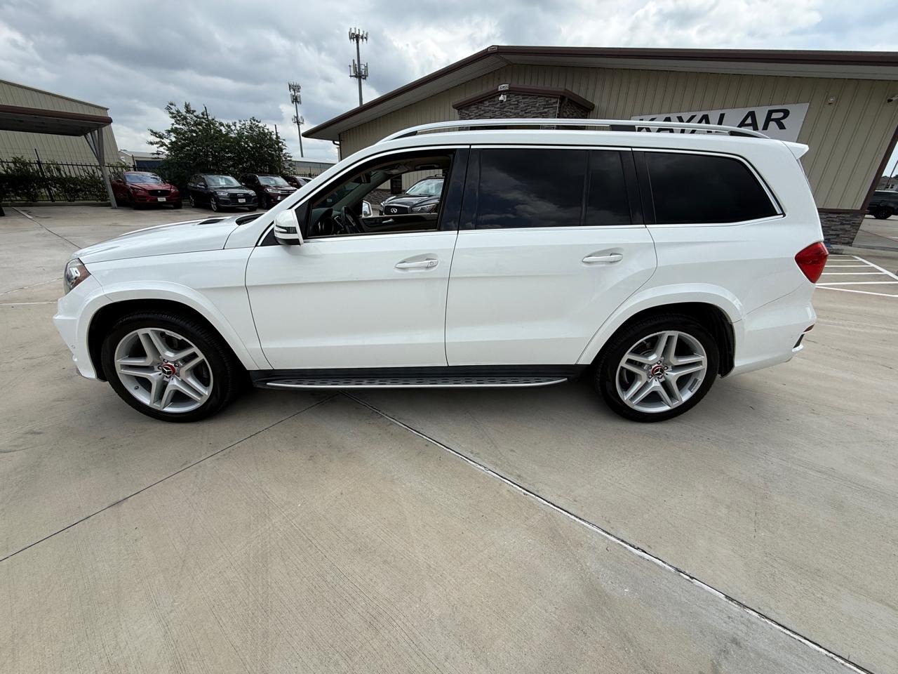 Photo 3 of 2016 Mercedes-Benz Gl-Class Gl550 4MATIC for sale in Houston, TX