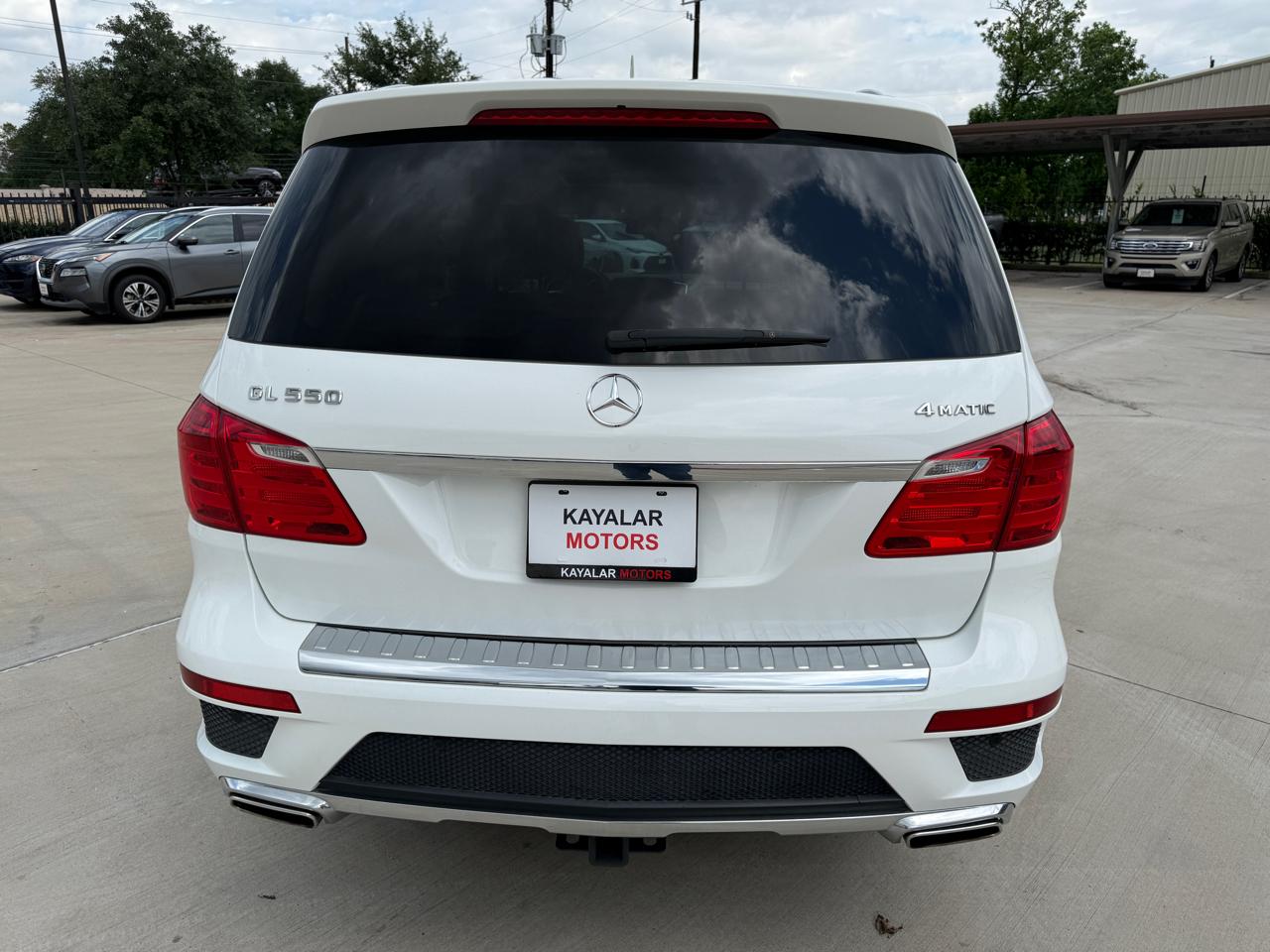 Photo 5 of 2016 Mercedes-Benz Gl-Class Gl550 4MATIC for sale in Houston, TX