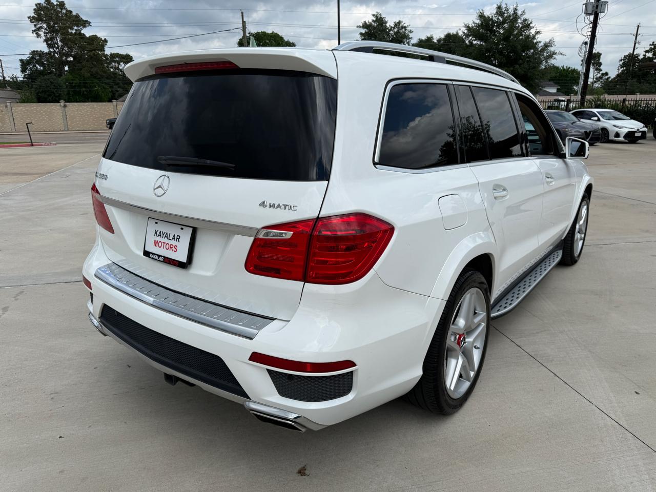 Photo 6 of 2016 Mercedes-Benz Gl-Class Gl550 4MATIC for sale in Houston, TX
