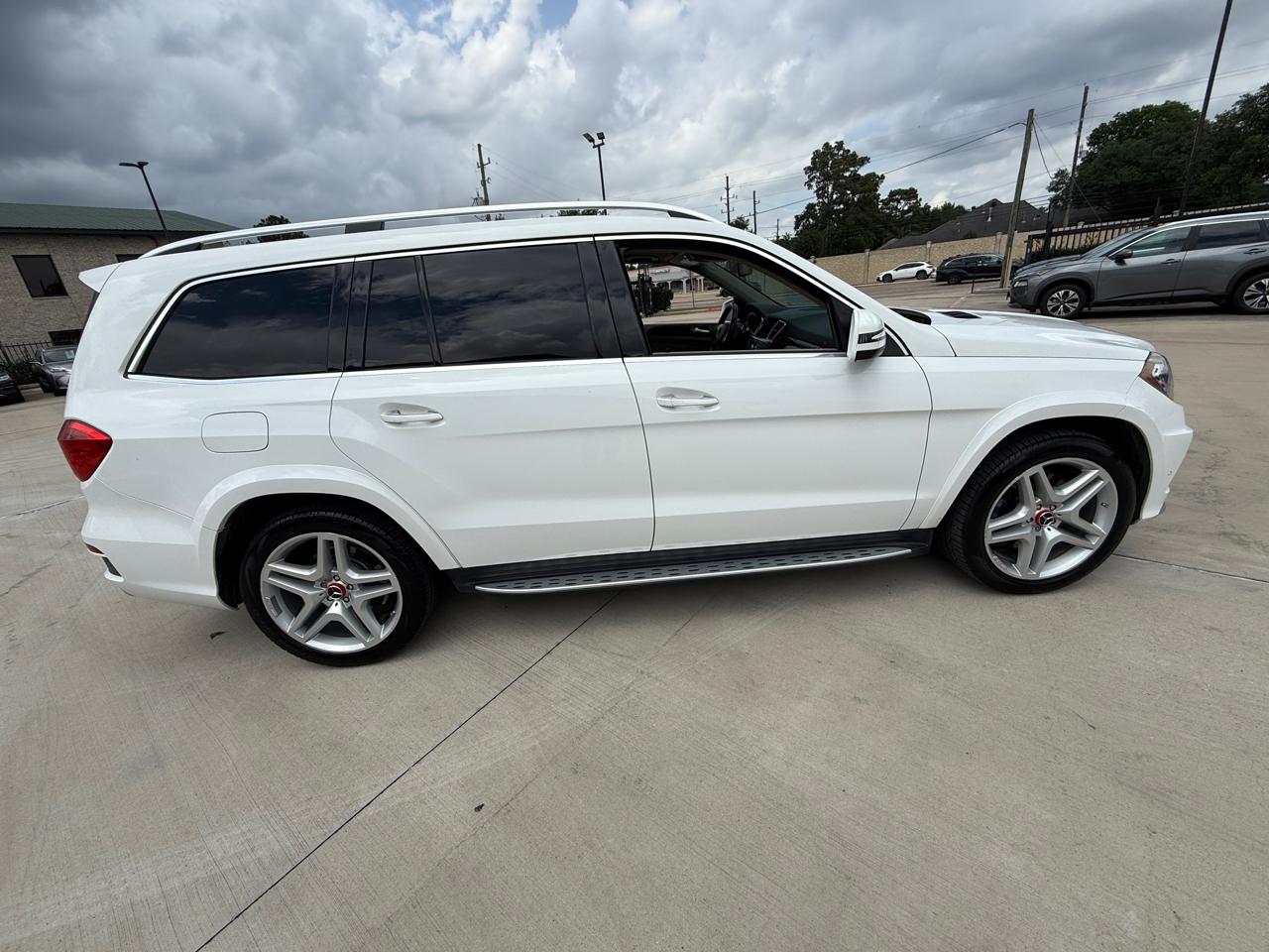 Photo 7 of 2016 Mercedes-Benz Gl-Class Gl550 4MATIC for sale in Houston, TX