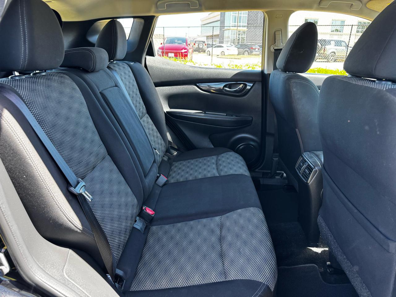 Photo 21 of 2018 Nissan Rogue Sport SV for sale in Katy, TX