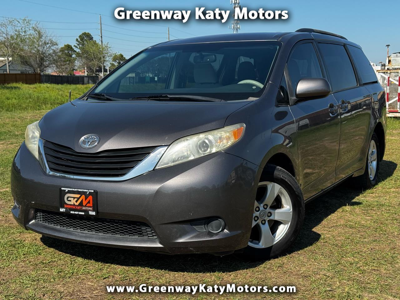 2013 Toyota Sienna for sale in Katy, TX