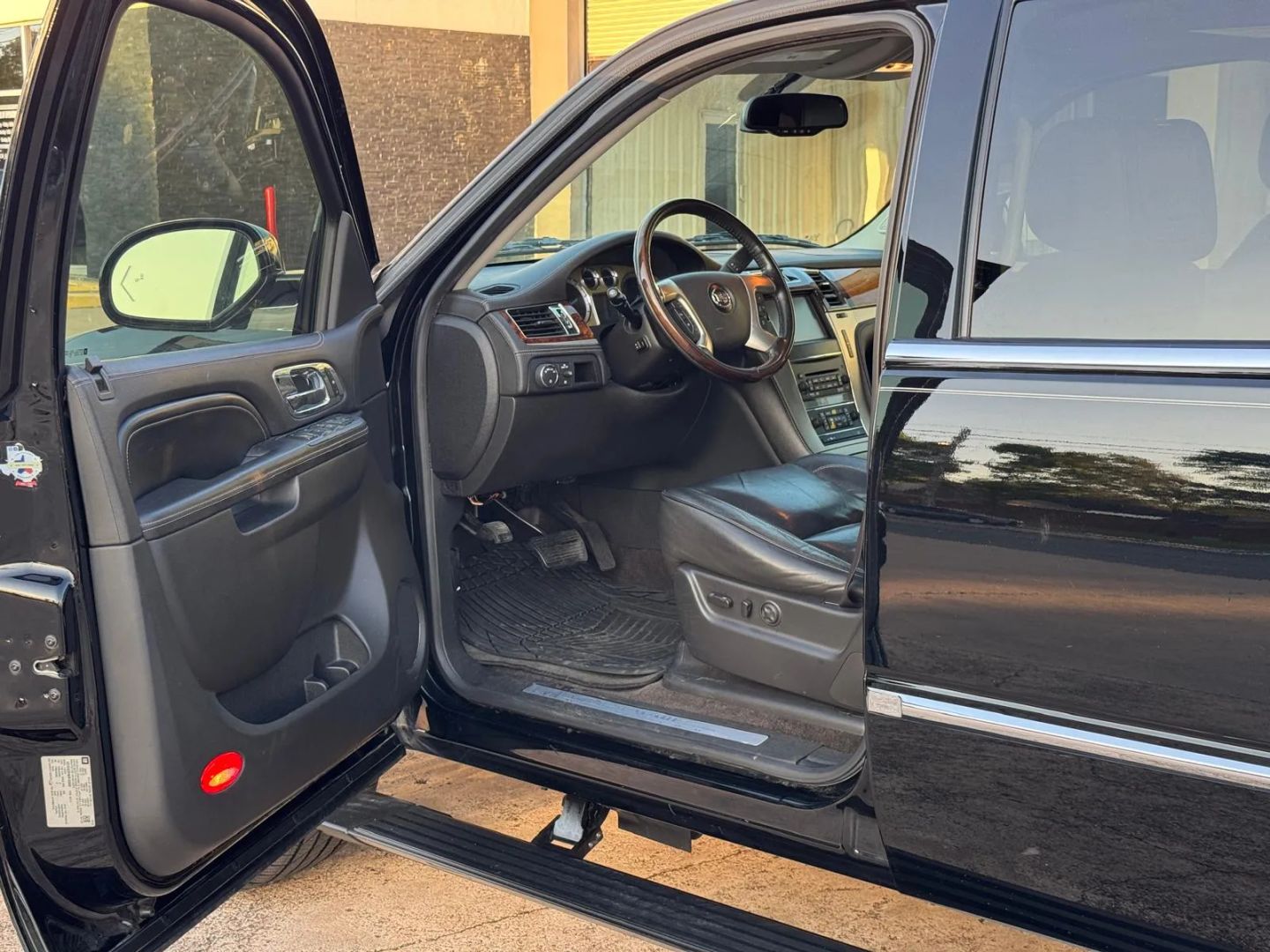 Photo 38 of 2014 Cadillac Escalade Esv for sale in Katy, TX