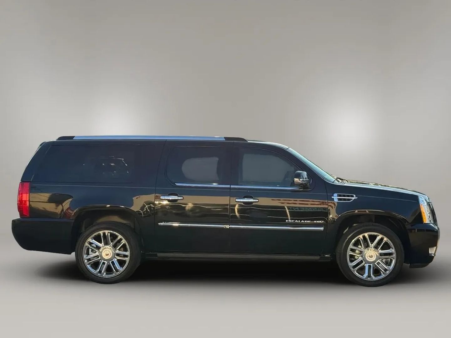Photo 11 of 2014 Cadillac Escalade Esv for sale in Katy, TX