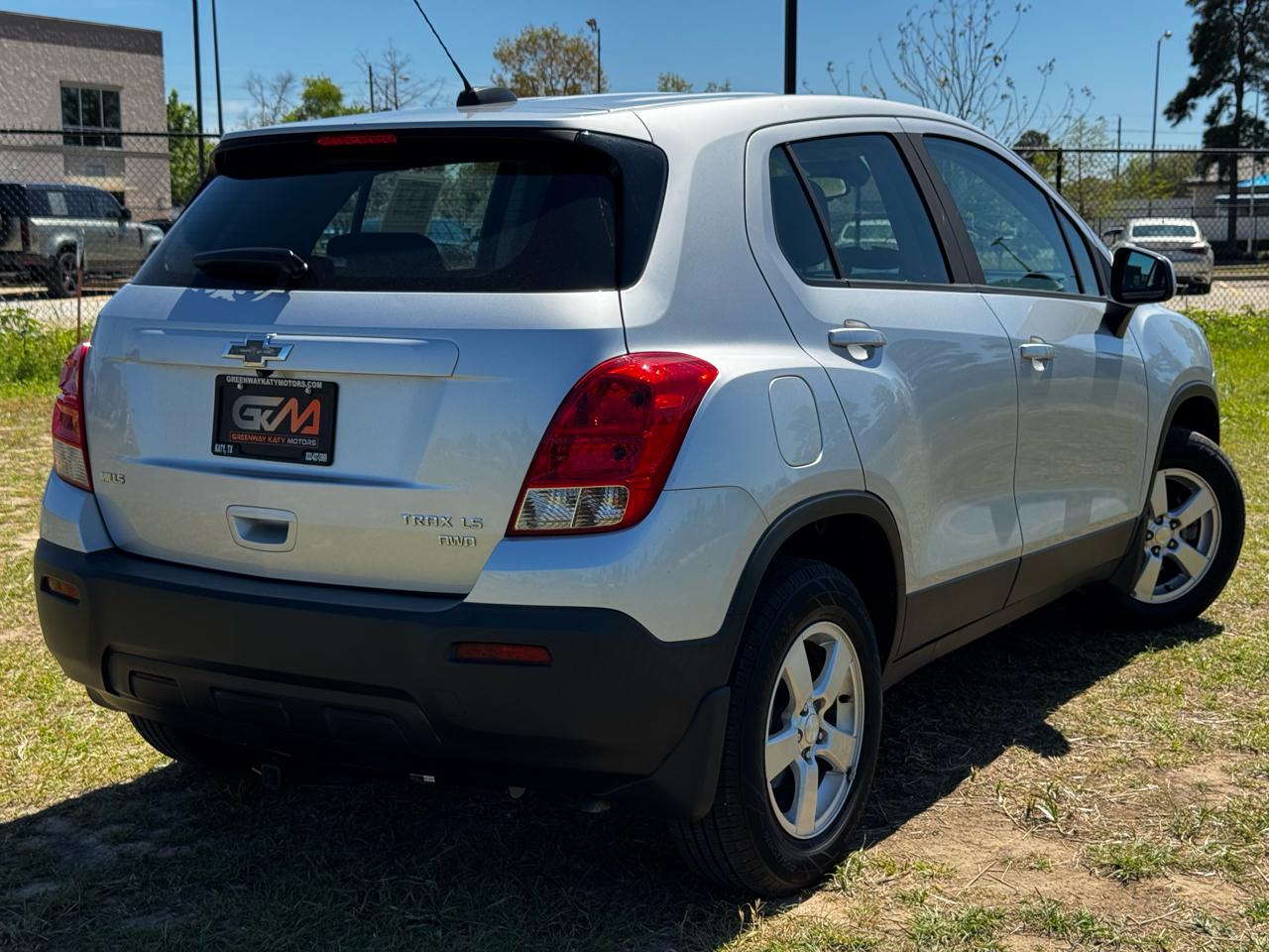 Photo 5 of 2016 Chevrolet Trax LS for sale in Katy, TX