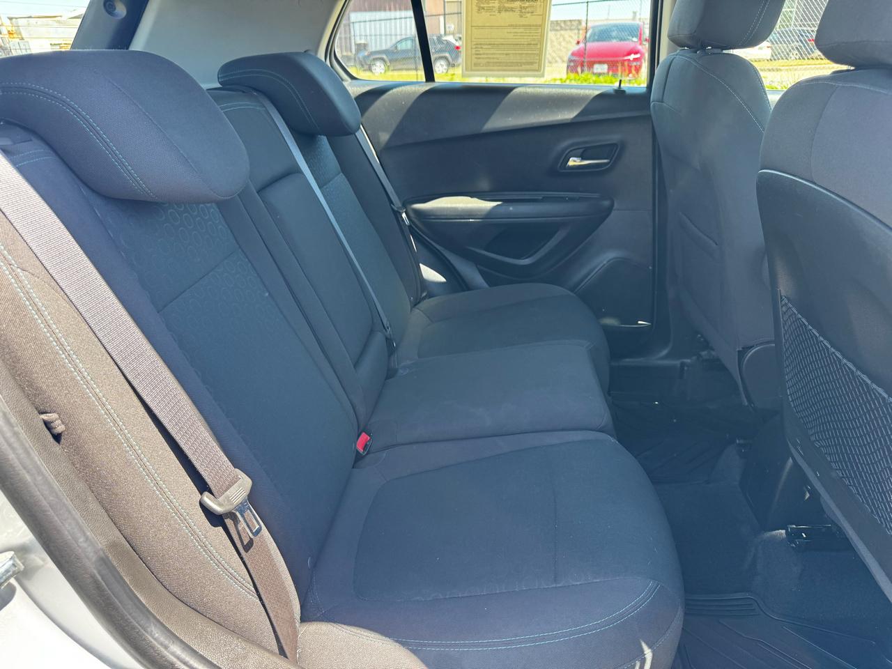 Photo 11 of 2016 Chevrolet Trax LS for sale in Katy, TX