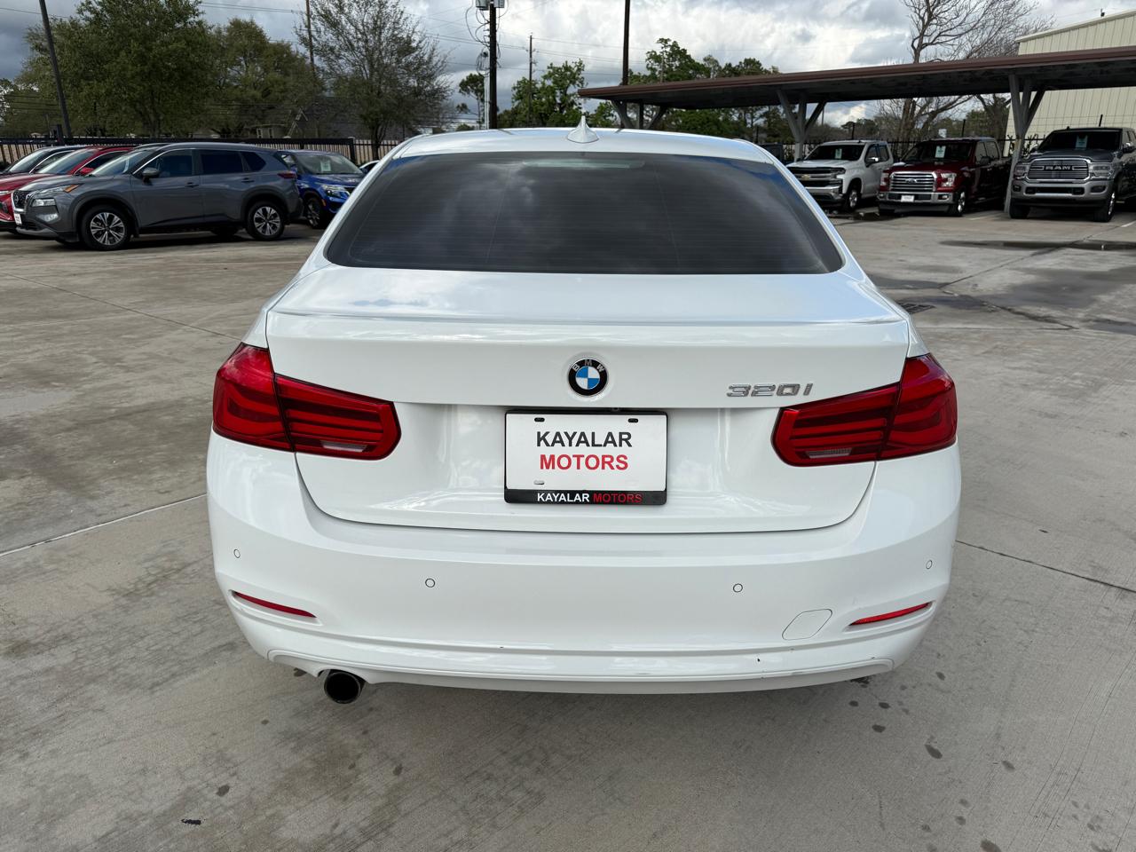 Photo 9 of 2017 BMW 320i 3-series for sale in Houston, TX
