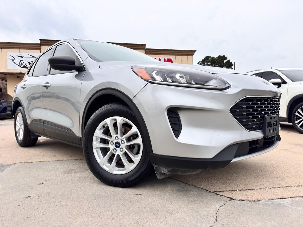 Photo 2 of 2022 Ford Escape SE for sale in Spring, TX