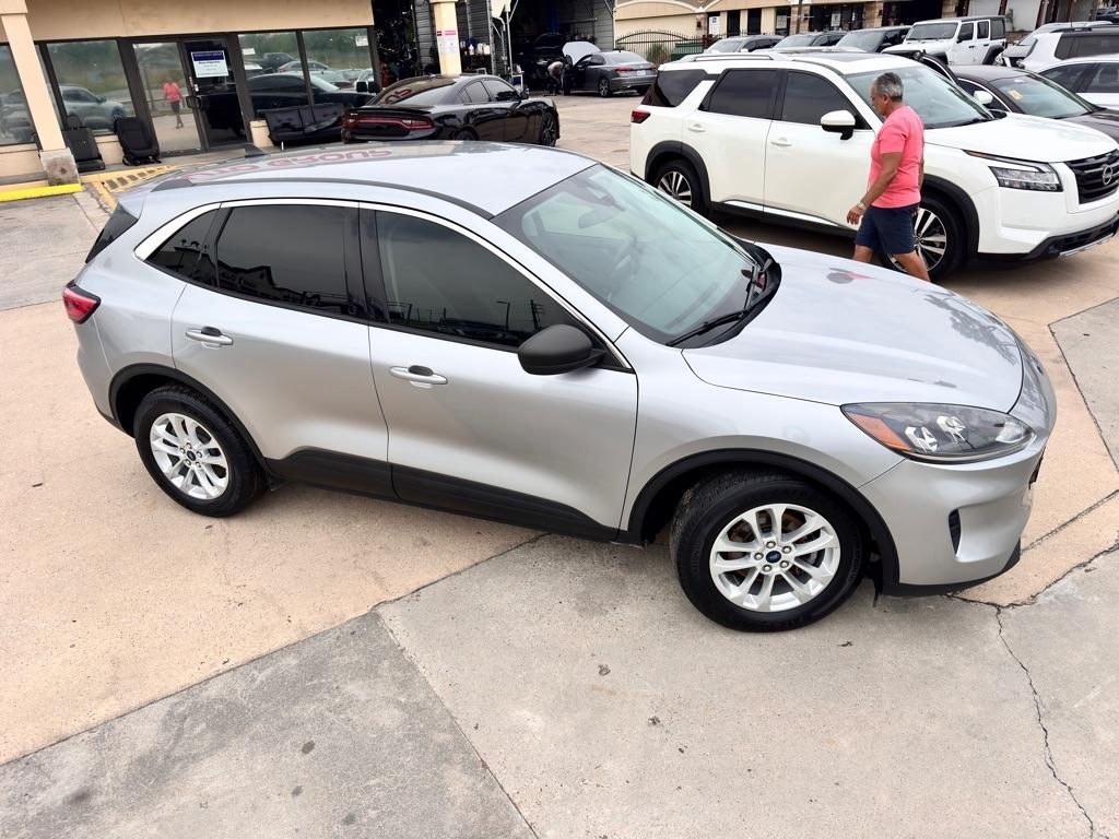 Photo 4 of 2022 Ford Escape SE for sale in Spring, TX
