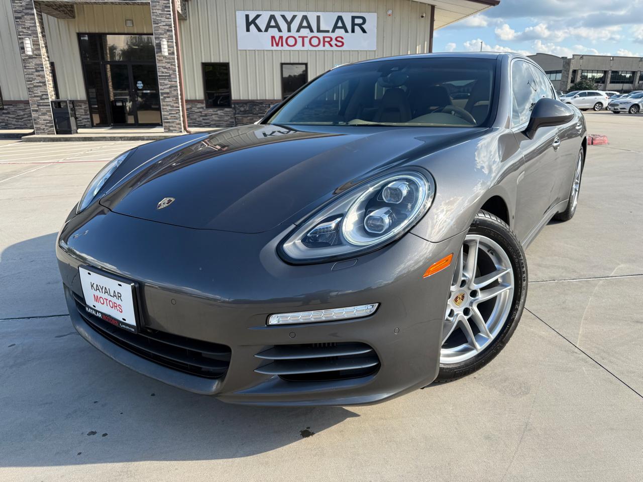 Photo 3 of 2015 Porsche Panamera Type for sale in Houston, TX