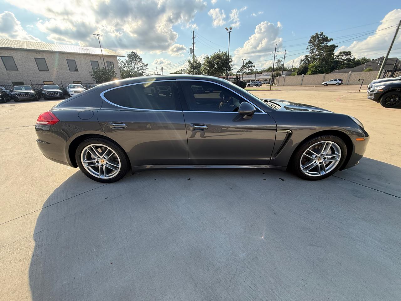 Photo 13 of 2015 Porsche Panamera Type for sale in Houston, TX
