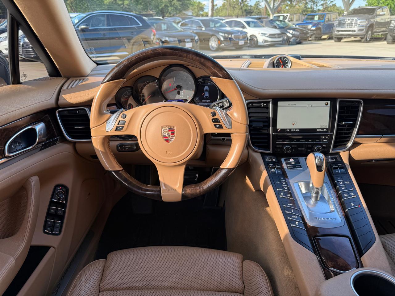 Photo 25 of 2015 Porsche Panamera Type for sale in Houston, TX