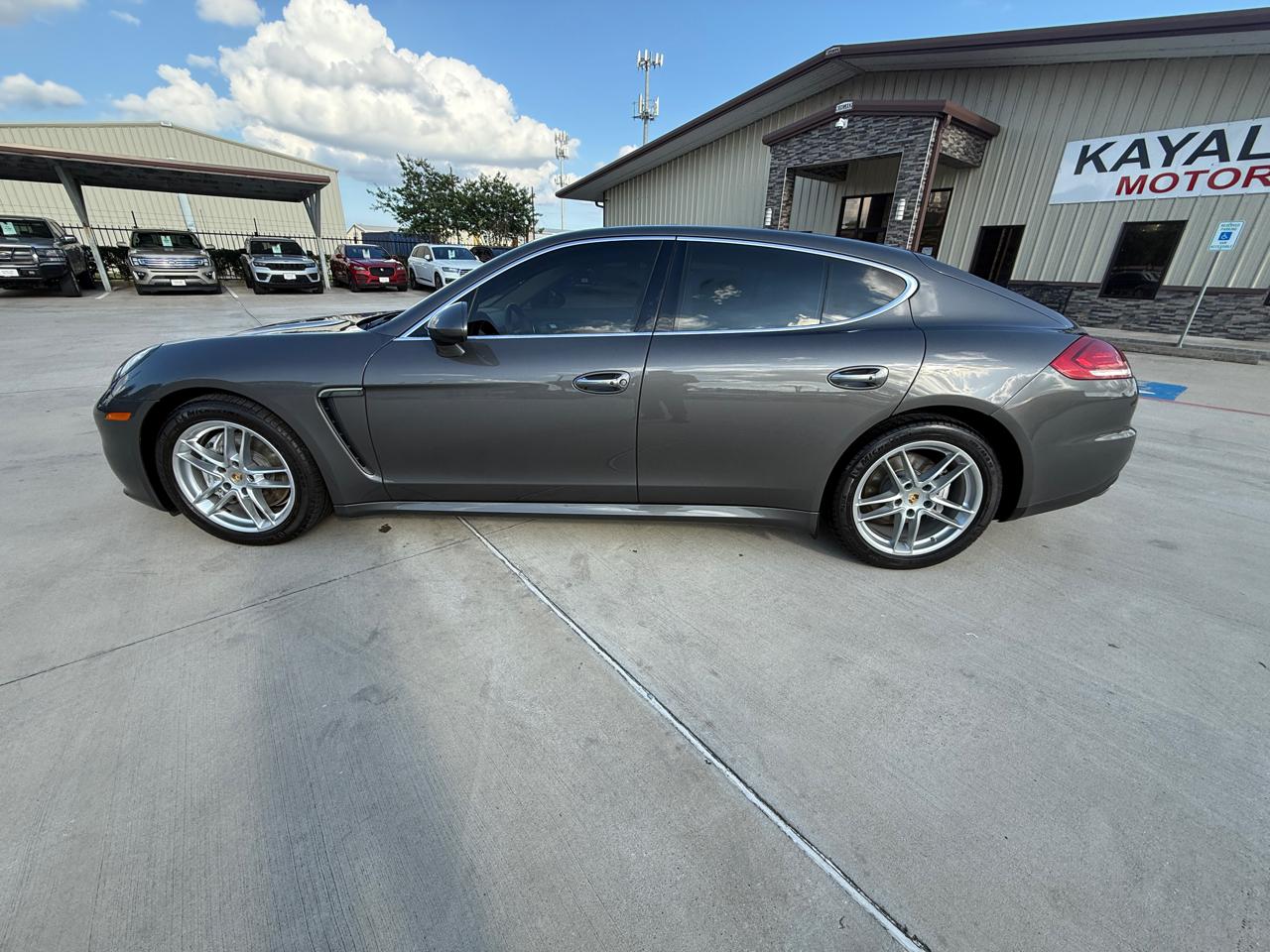Photo 6 of 2015 Porsche Panamera Type for sale in Houston, TX