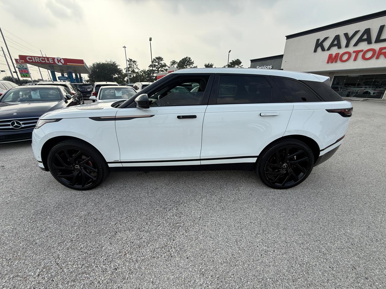 Photo 5 of 2018 Land Rover Range Rover Velar R-dynamic for sale in Houston, TX
