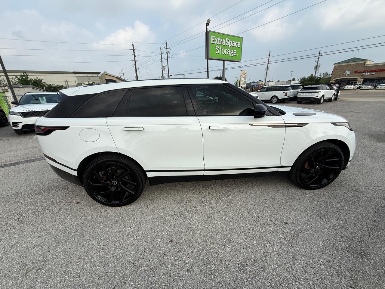 Photo 14 of 2018 Land Rover Range Rover Velar R-dynamic for sale in Houston, TX