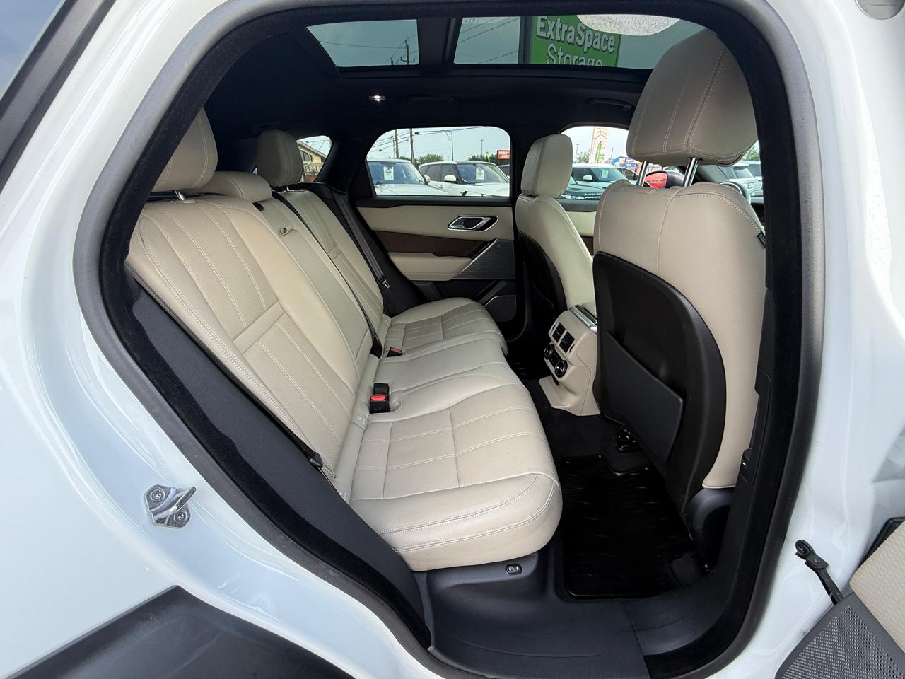 Photo 28 of 2018 Land Rover Range Rover Velar R-dynamic for sale in Houston, TX