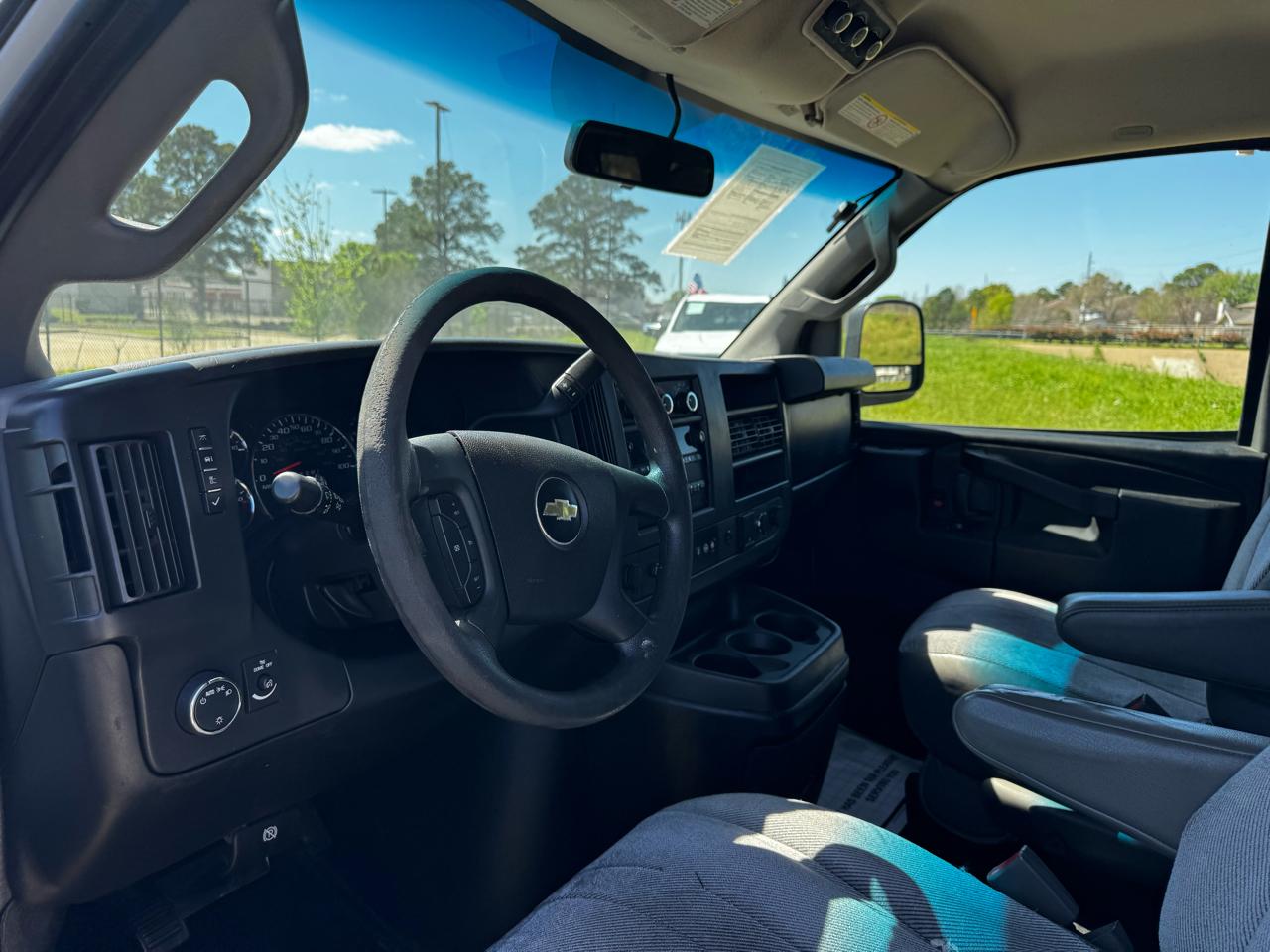 Photo 28 of 2017 Chevrolet Express Passenger for sale in Katy, TX