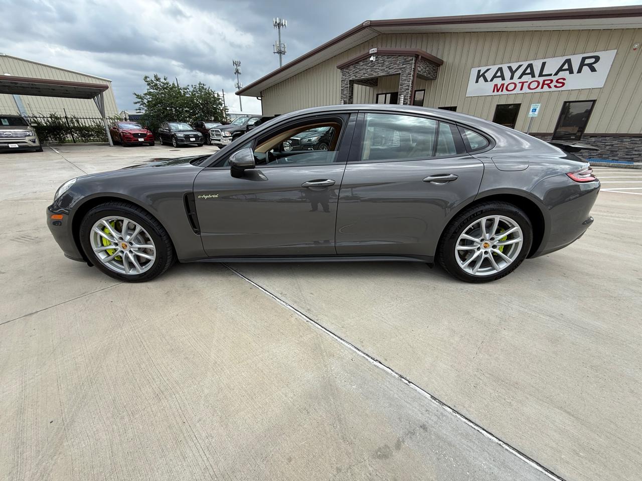 Photo 6 of 2018 Porsche Panamera Type for sale in Houston, TX