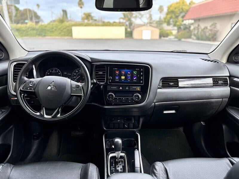 Photo 10 of 2018 Mitsubishi Outlander Wagon for sale in Cypress, TX
