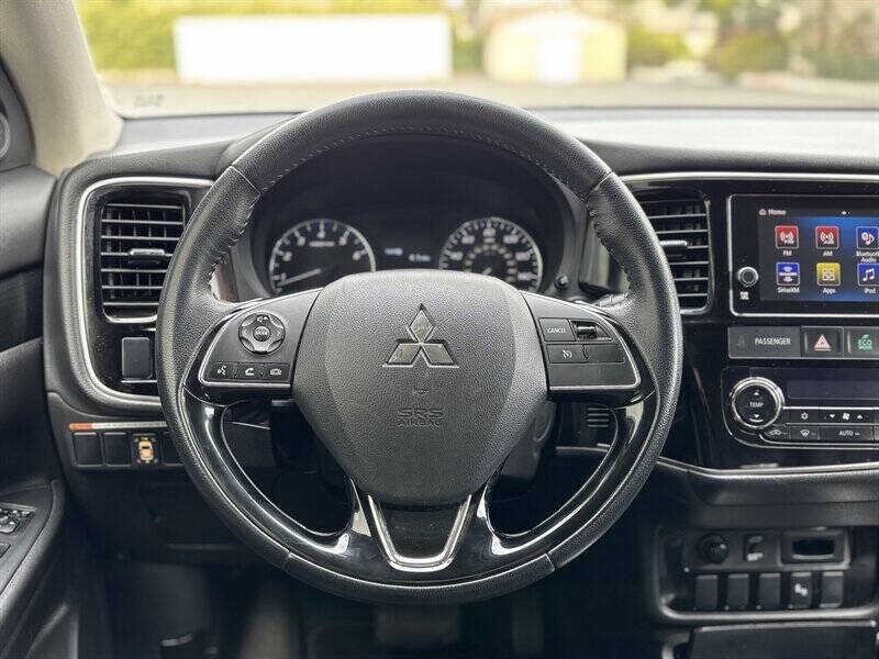 Photo 14 of 2018 Mitsubishi Outlander Wagon for sale in Cypress, TX