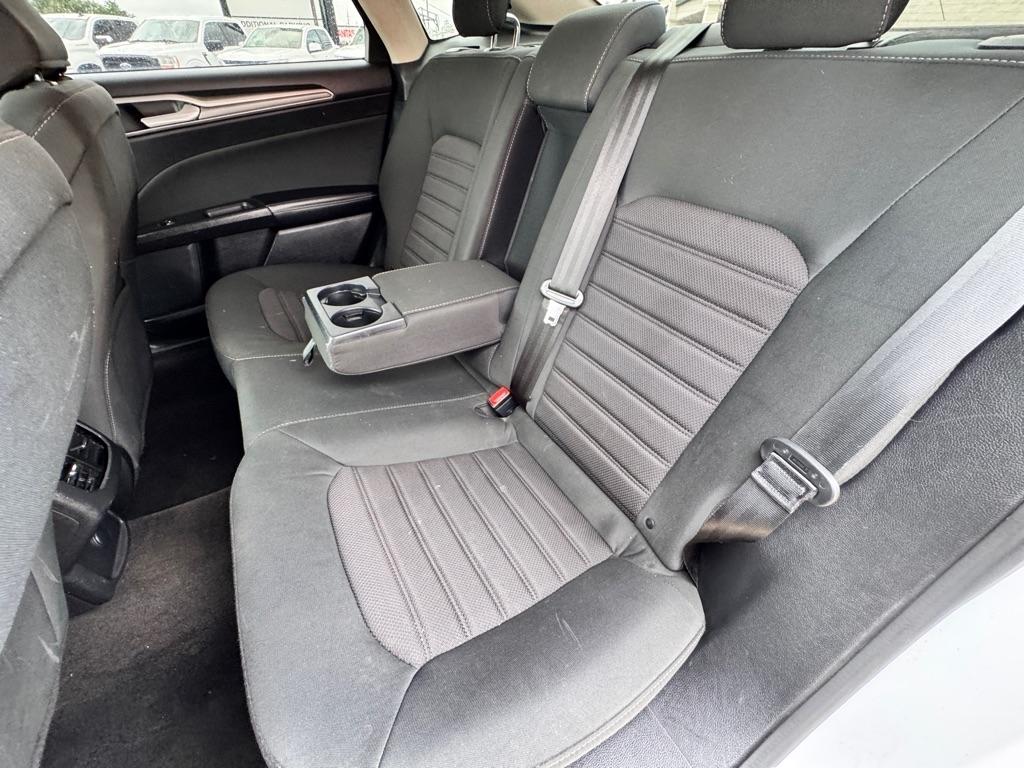 Photo 28 of 2020 Ford Fusion SE for sale in Spring, TX