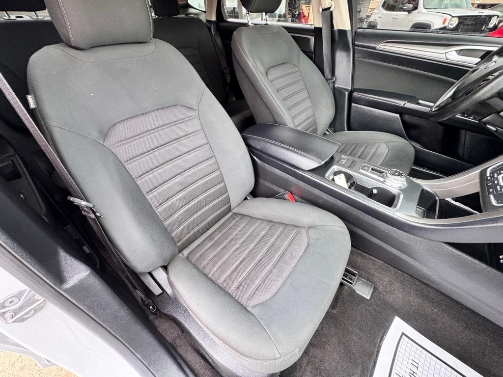 Photo 40 of 2020 Ford Fusion SE for sale in Spring, TX