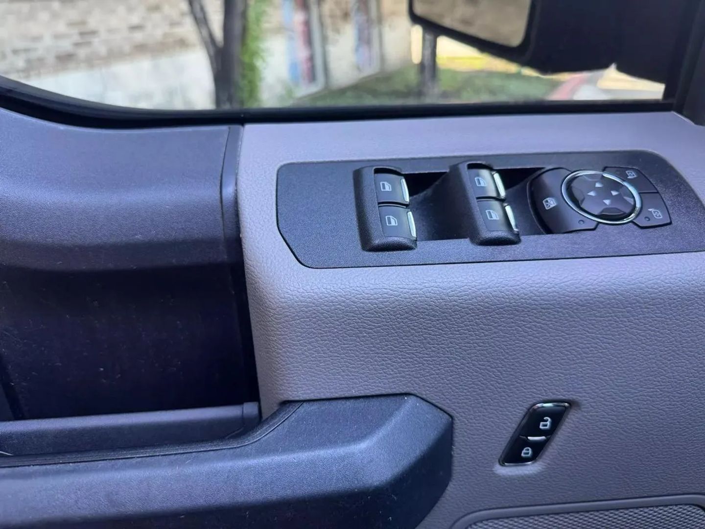 Photo 25 of 2018 Ford F-150 for sale in Katy, TX