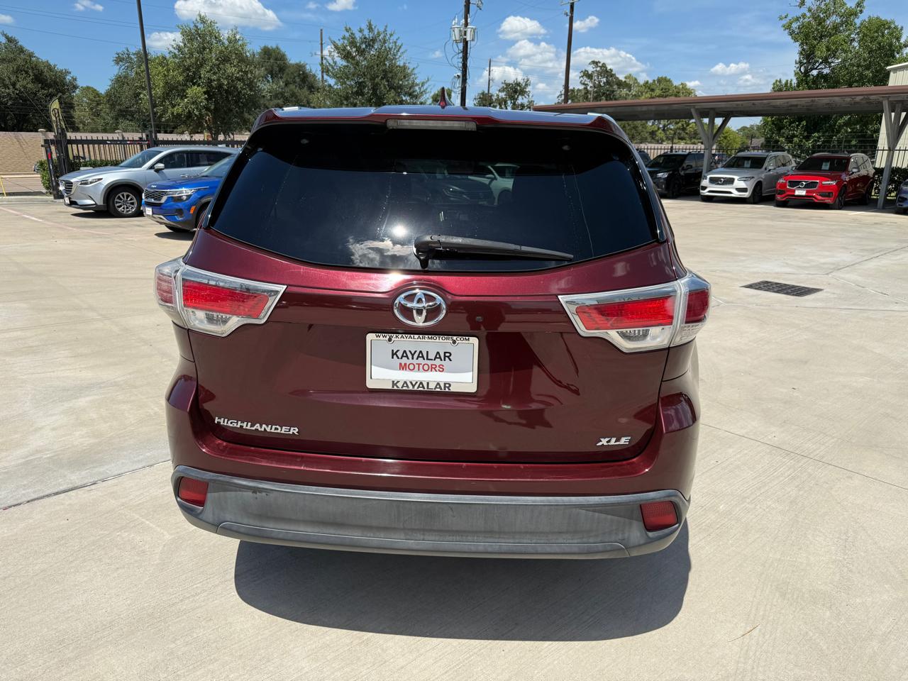 Photo 9 of 2017 Toyota Highlander Wagon for sale in Houston, TX