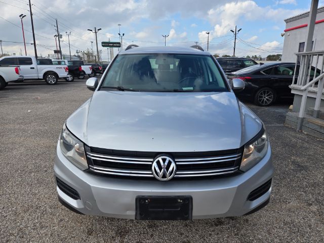 Photo 2 of 2015 Volkswagen Tiguan for sale in Houston, TX