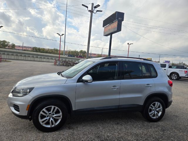 Photo 17 of 2015 Volkswagen Tiguan for sale in Houston, TX