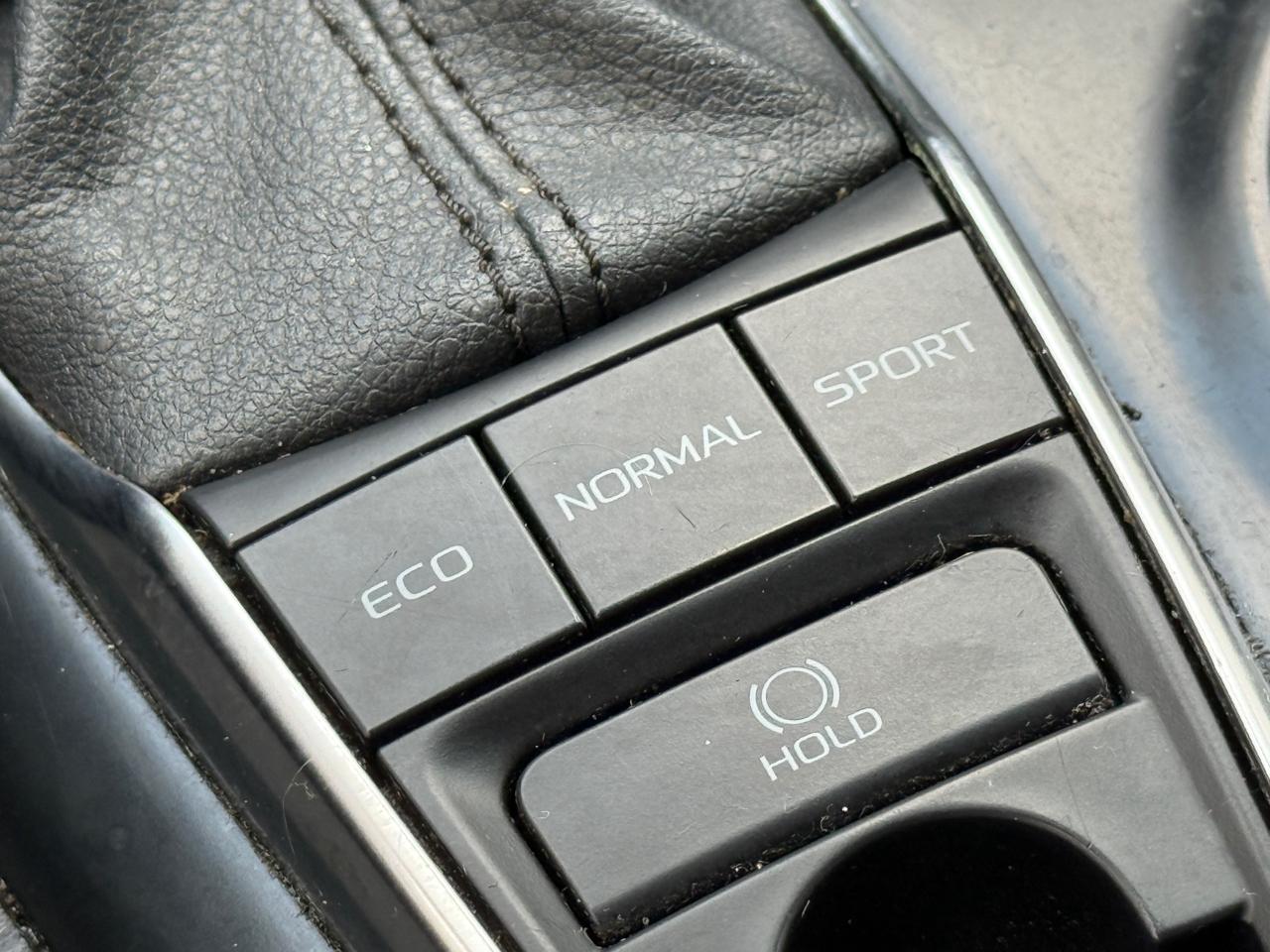 Photo 33 of 2020 Toyota Camry XSE for sale in Houston, TX
